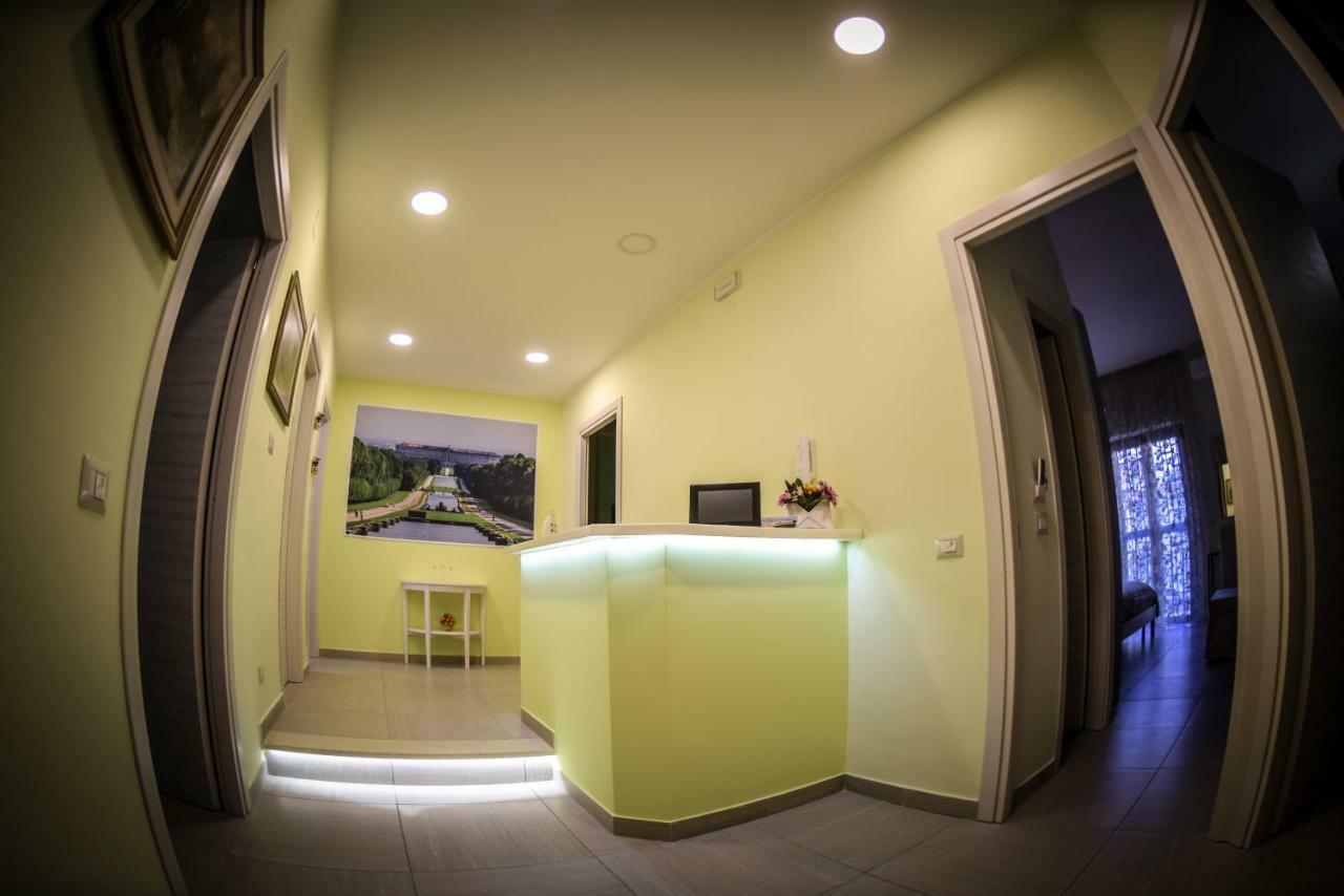 Bed and Breakfast Le Fontane Del Re Caserta Exterior foto